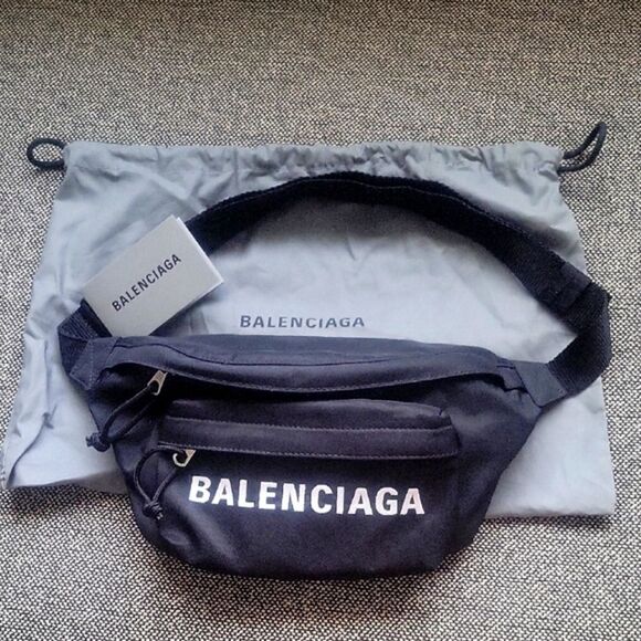 BALENCIAGA Logo NEW NWT Large Medium Black Waist Belt Bag Fanny Pack Wheel Pouch - Picture 3 of 15